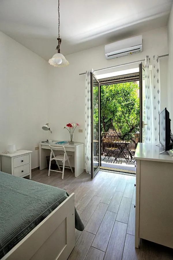 פלרמו Garden House: Apartments And Rooms For Holidays איטליה