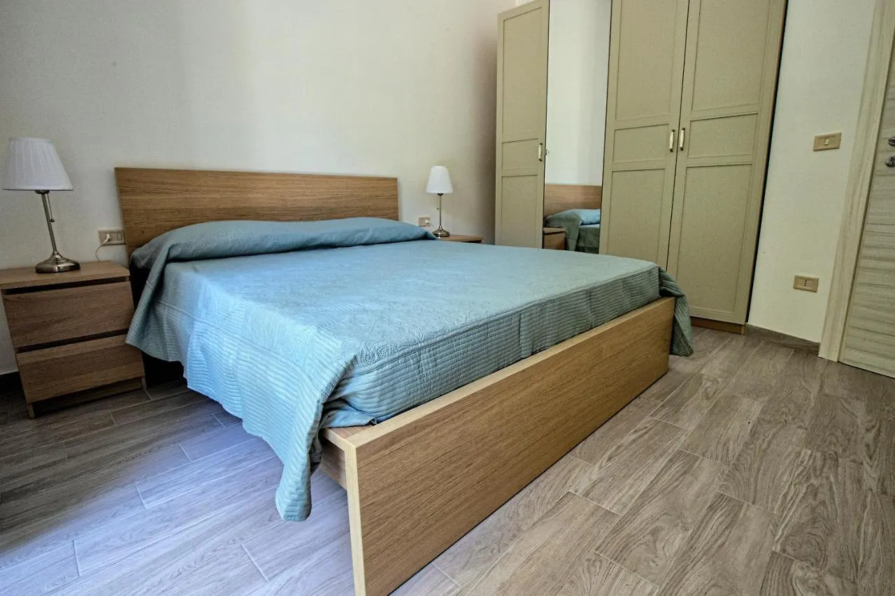 Garden House: Apartments And Rooms For Holidays Palermo 2*,  Italy