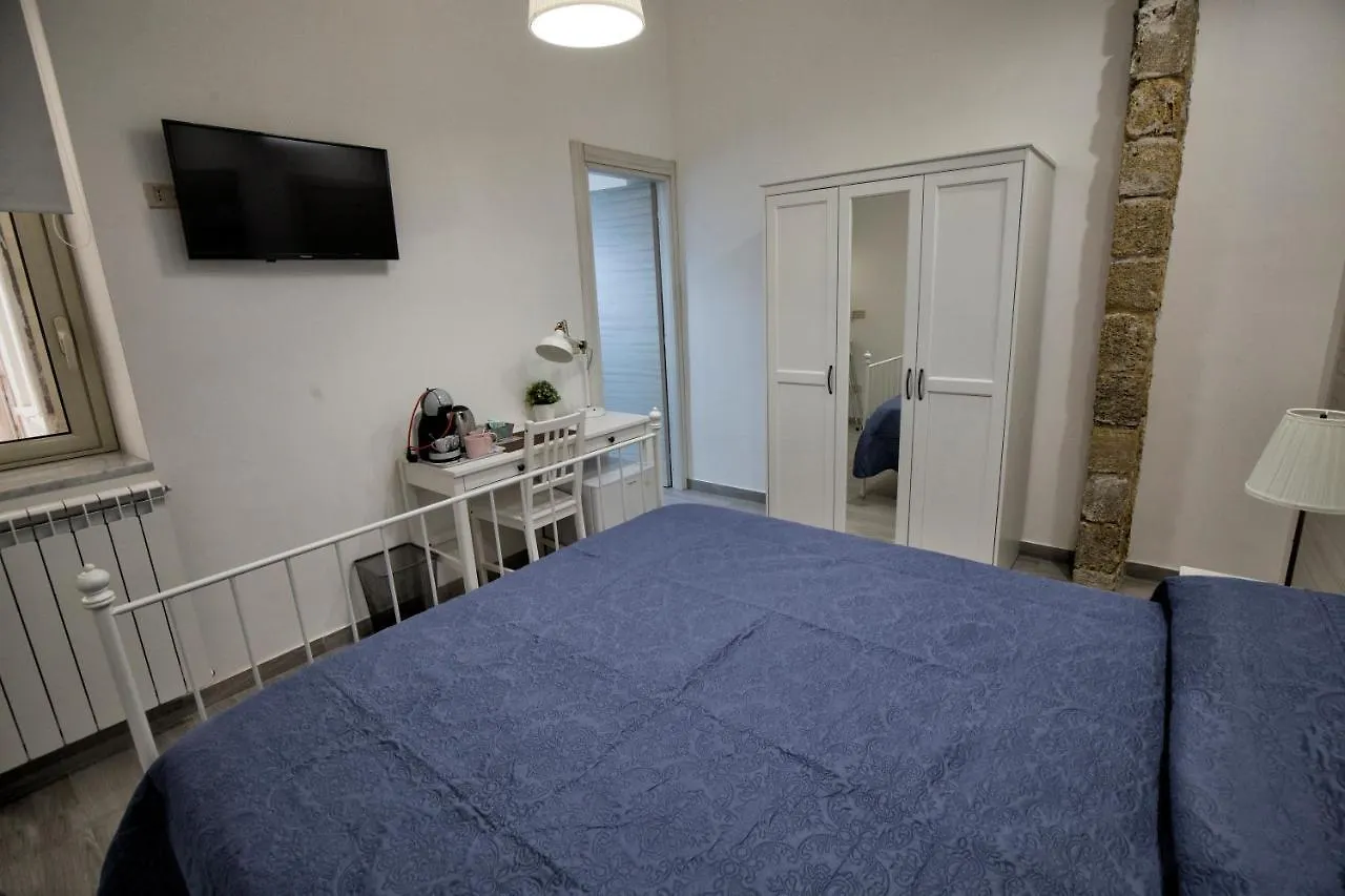 ** Bed & Breakfast Garden House: Apartments And Rooms For Holidays Palermo Italia